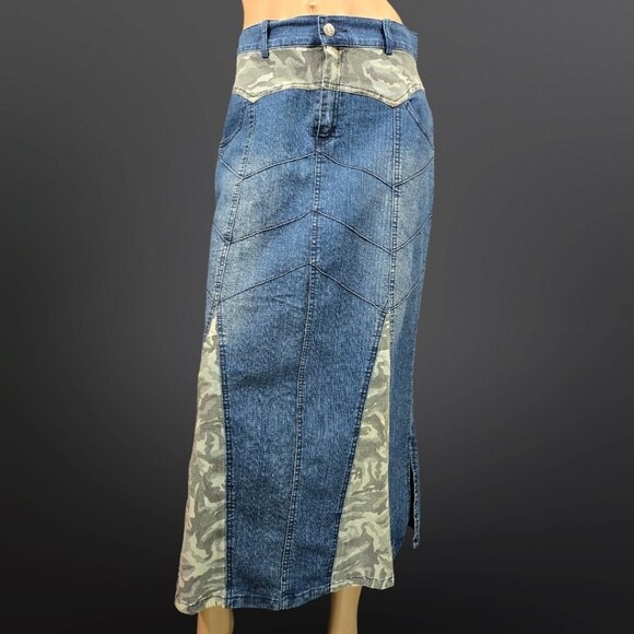 Vintage 90s Grunge Denim Camouflage Maxi Skirt size M Blue Green Festival - Picture 1 of 10